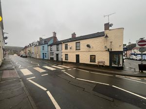 Photo 13- click for photo gallery